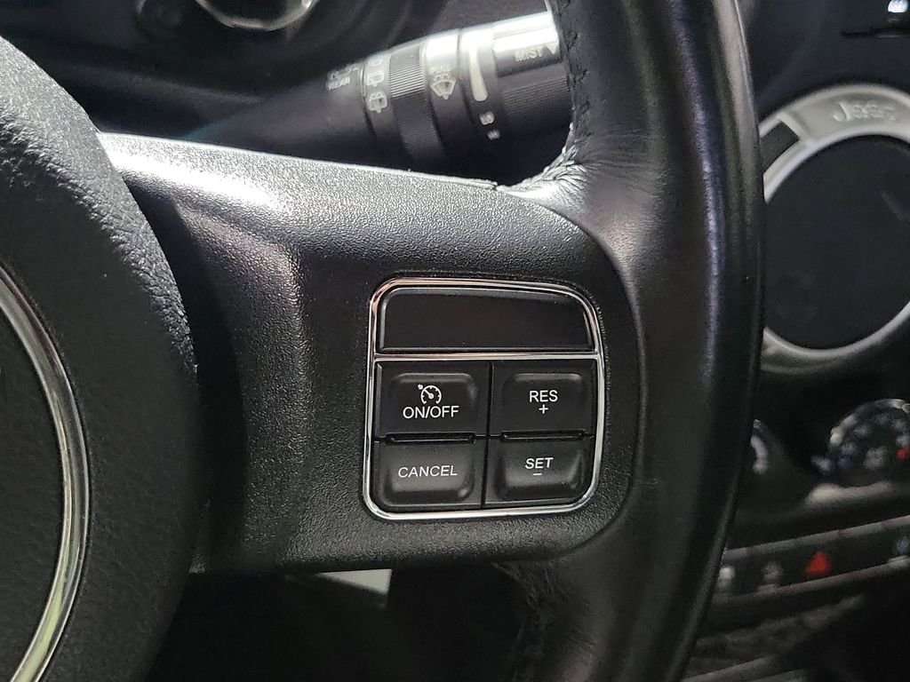 2018 Jeep Wrangler JK Unlimited Sahara - Photo 12