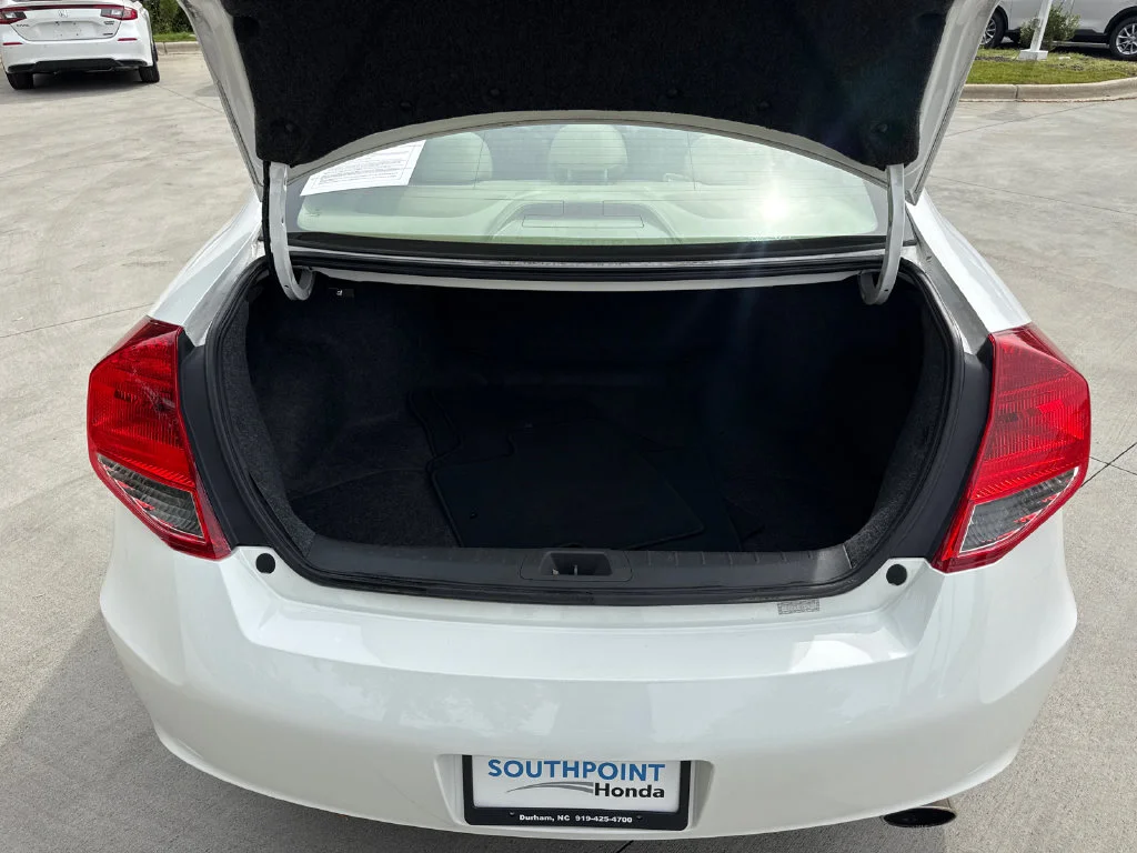 Used 2011 Taffeta White Honda LX-S image 32