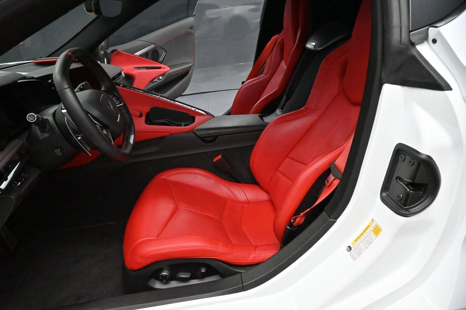 Used 2023 Arctic White Chevrolet 2LZ image 15
