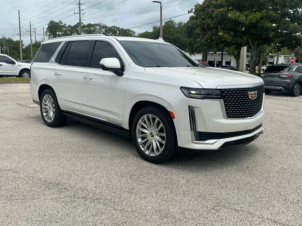 Used 2023 White Cadillac Premium Luxury image 22