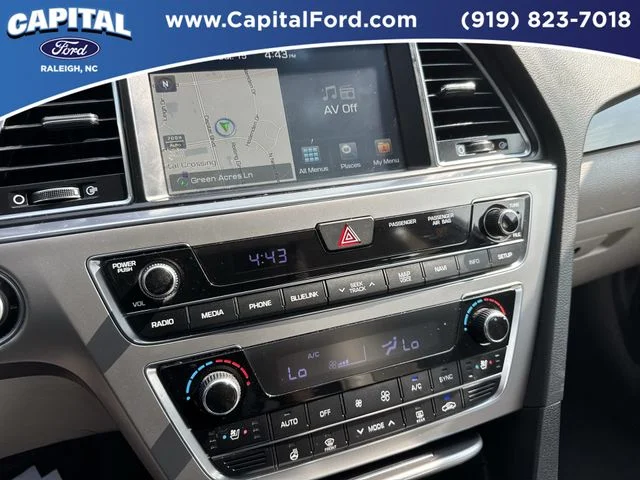 Used 2016 Blue Hyundai Limited image 27