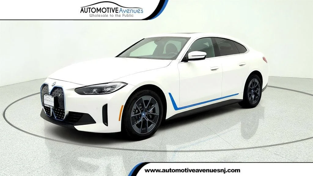 2024 BMW i4 eDrive35's photo