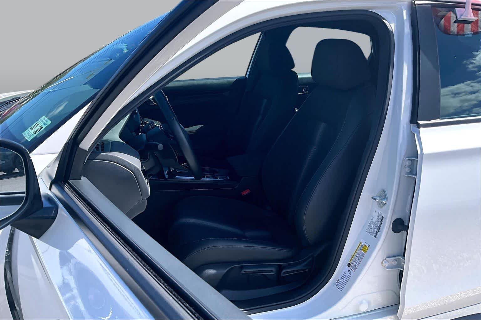2026 Honda Civic Hatchback Sport - Photo 8