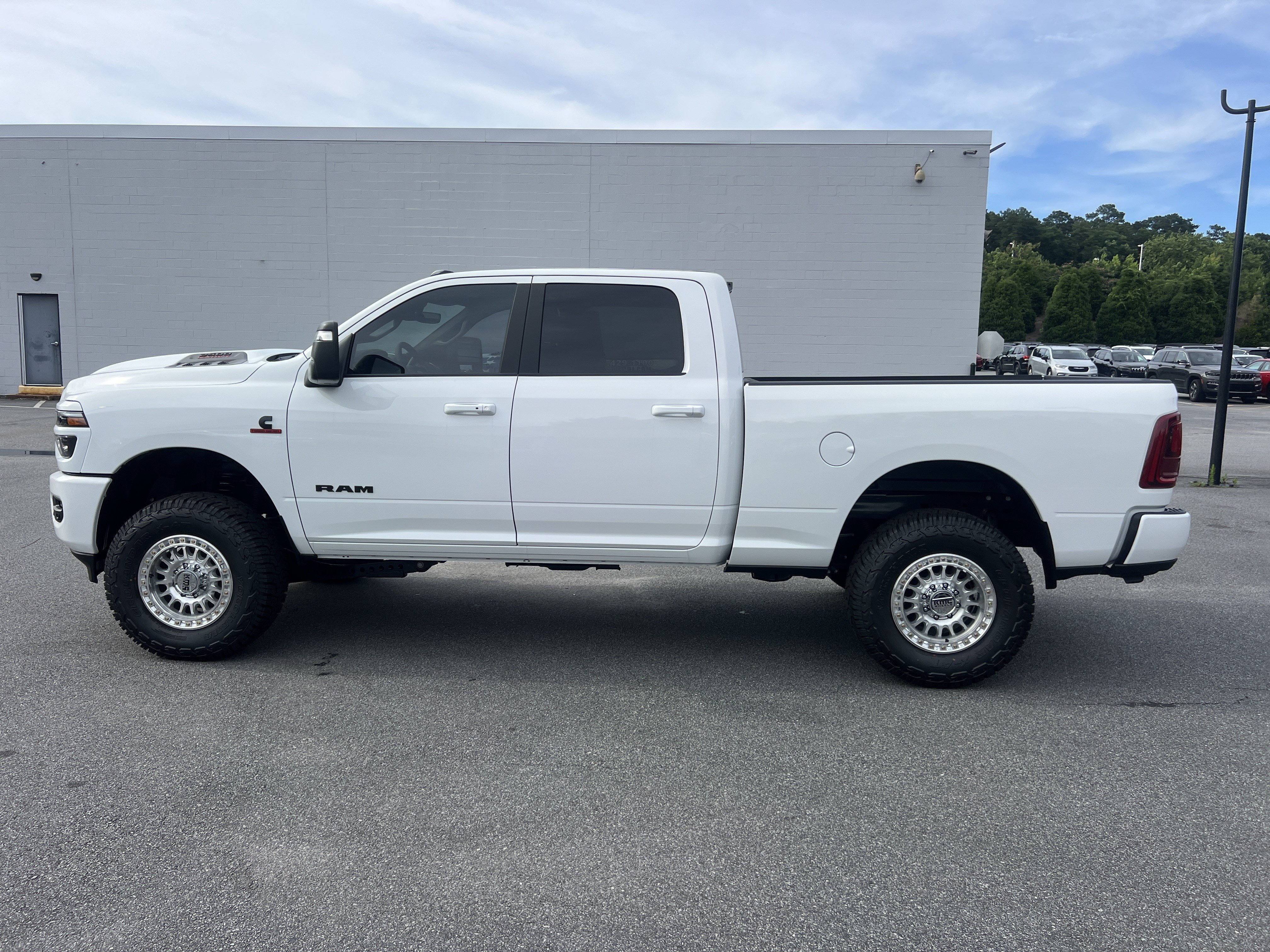 New 2026 Bright White Clearcoat Ram Laramie image 4