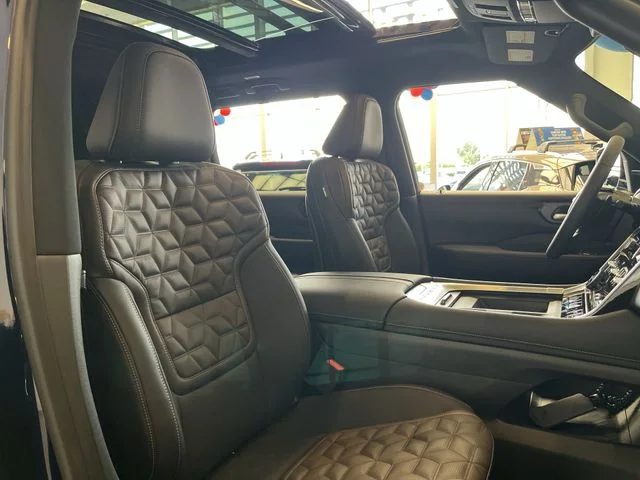 New 2026 Deep Ocean Blue Pearl Nissan Platinum Reserve image 18