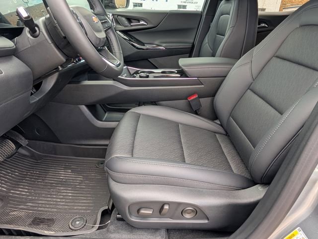 2026 Chevrolet Equinox LT - Photo 9