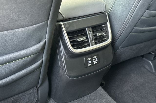 Used 2025 White Subaru Onyx Edition image 15