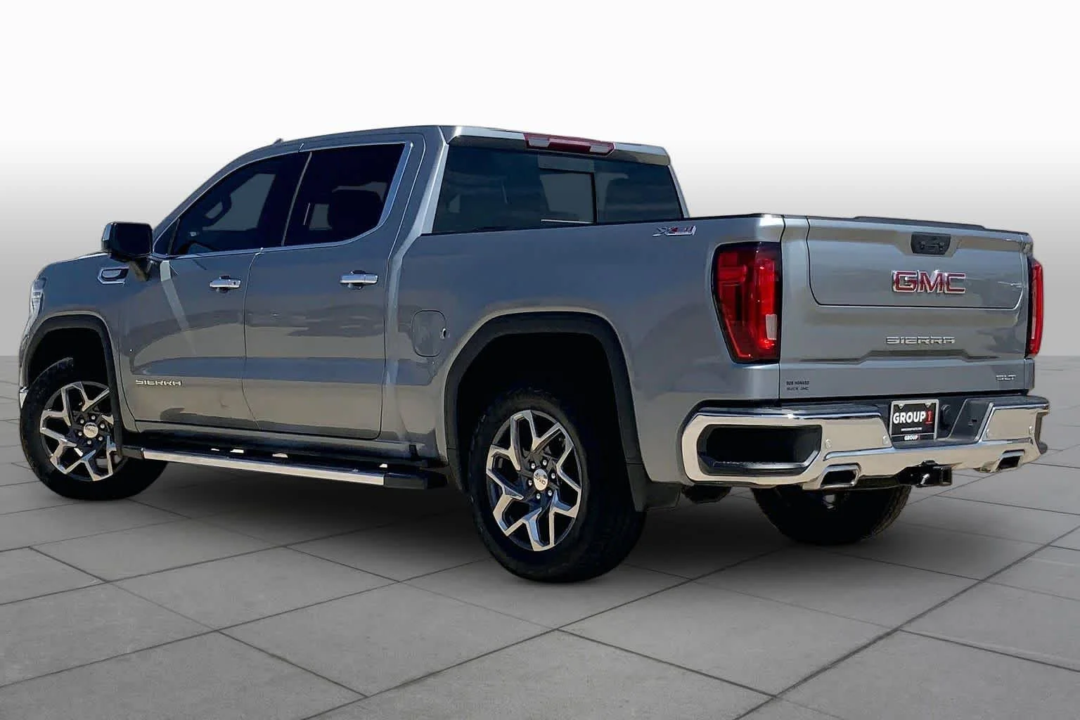 Used 2024 Sterling Metallic GMC SLT image 12