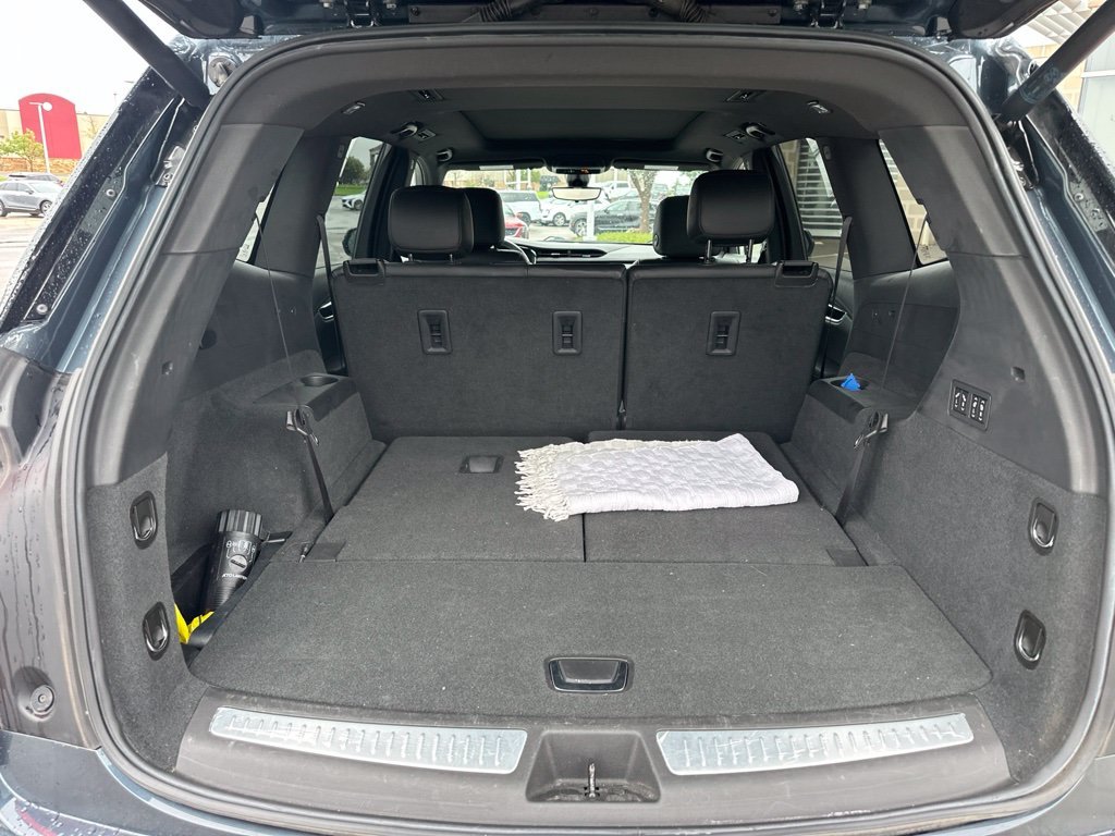 Used 2020 Gray Cadillac Premium Luxury image 16