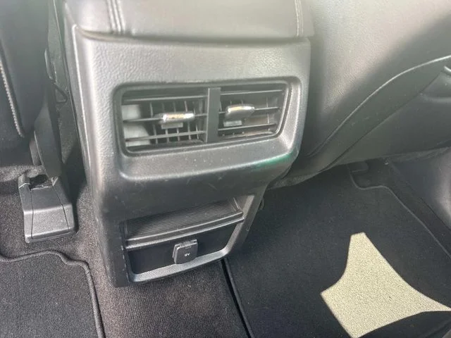 Used 2019 White Ford SEL image 17