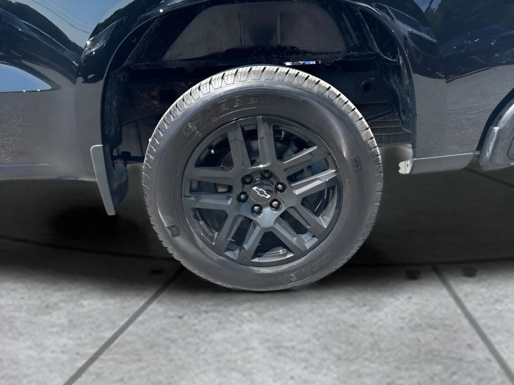 Used 2024 Black Chevrolet Custom image 20