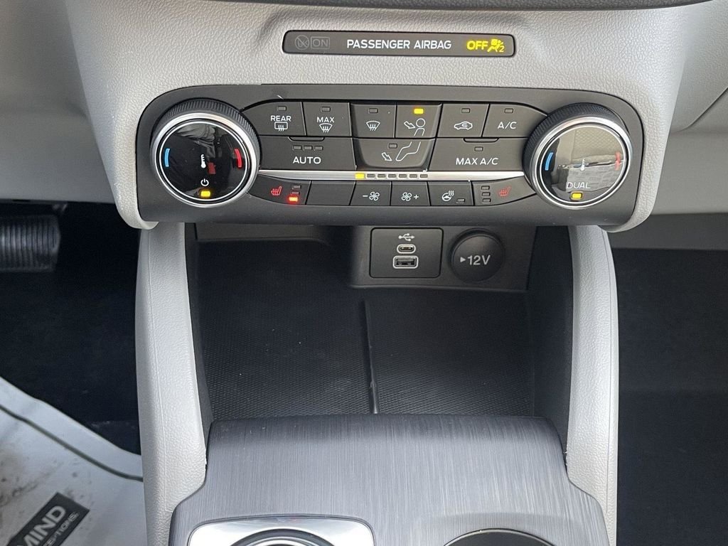 New 2026 Agate Black Metallic Ford Active® image 32