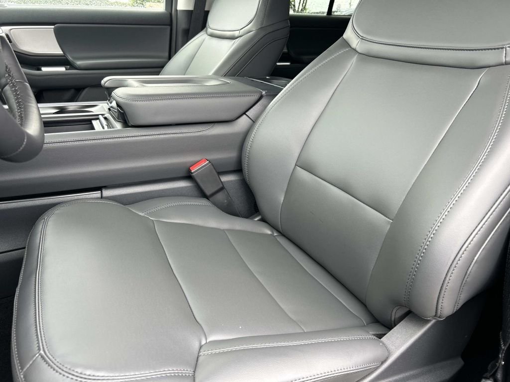 New 2026 Agate Black Metallic Ford Active image 21
