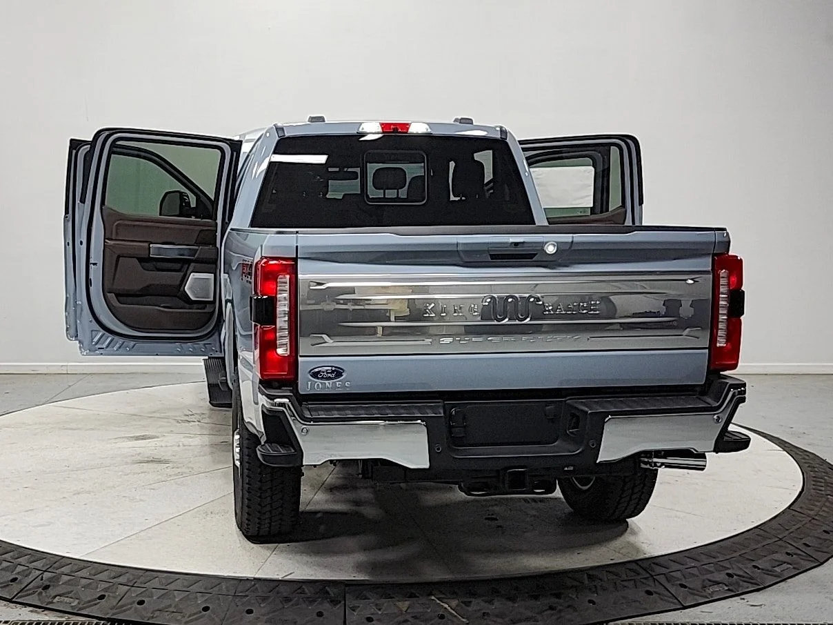 New 2026 Glacier Gray Metallic Tri-Coat Ford F-250® King Ranch® image 14