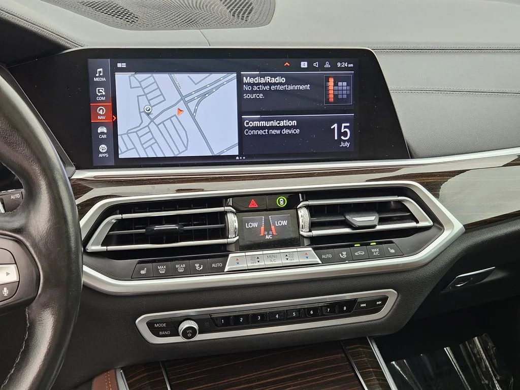 Used 2020 Arctic Grey Metallic BMW xDrive40i image 27