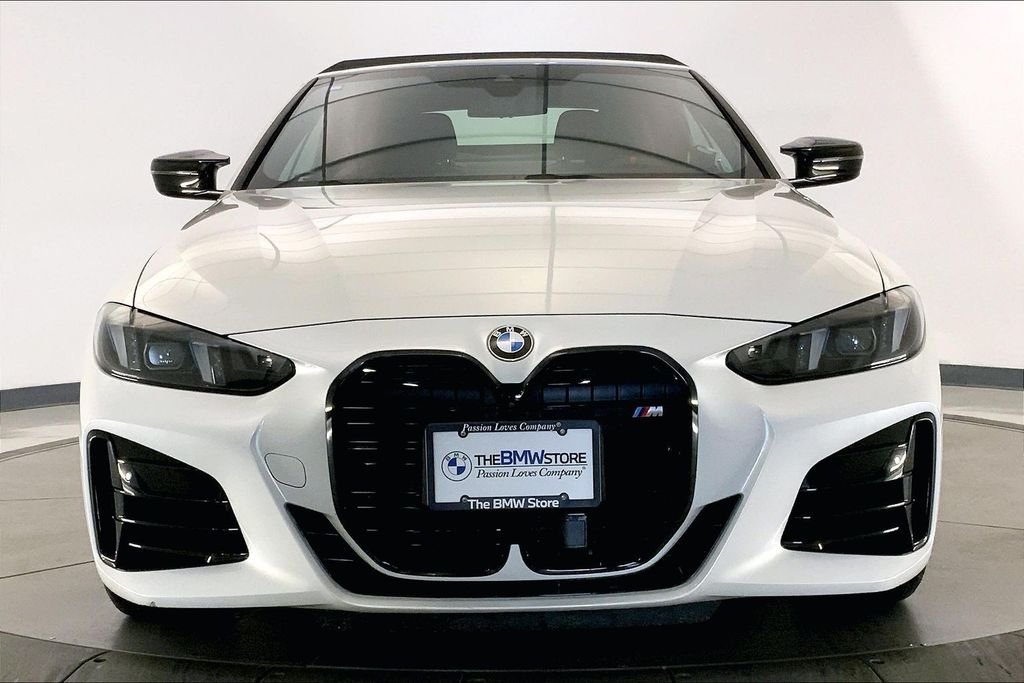 Used 2025 Mineral White Metallic BMW  image 2