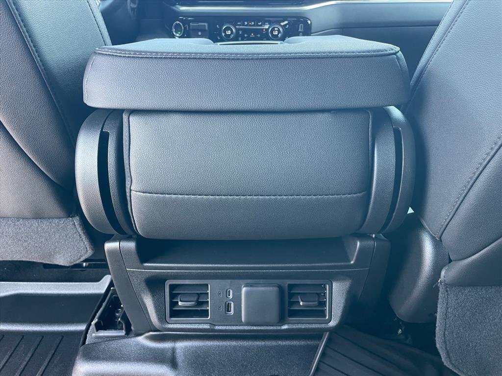 New 2026 Black Chevrolet LT image 30