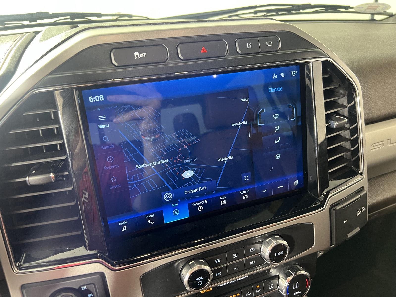 Used 2022 Star White Metallic Tri-Coat/Stone Gray Ford King Ranch image 24