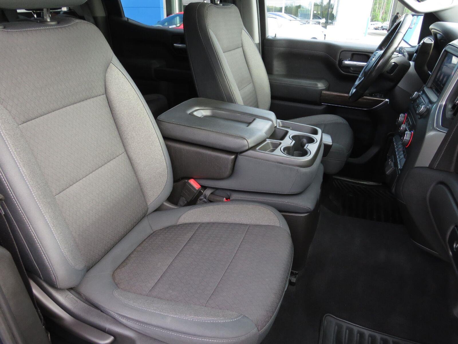 Used 2019  CHEVROLET TRUCK  image 20