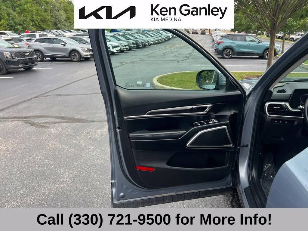 Used 2024 Silver Kia LX image 24
