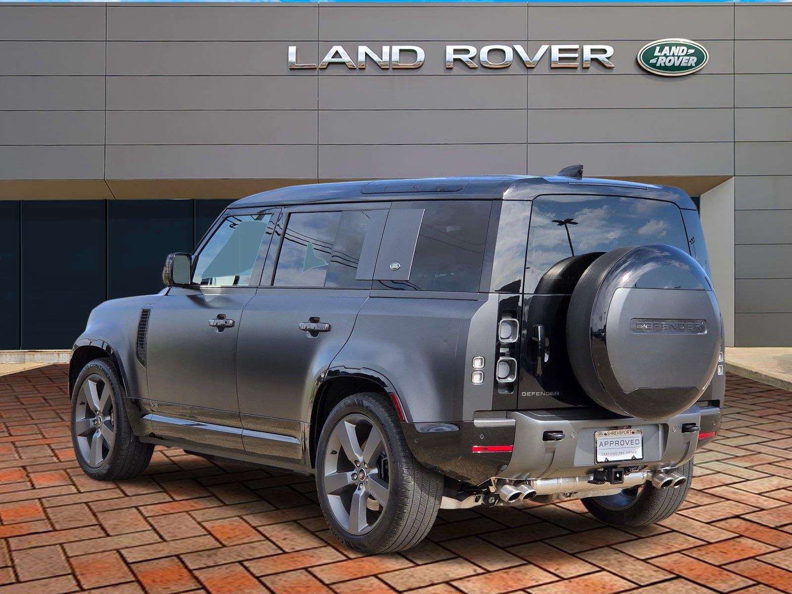 Used 2024 Carpathian Grey Premium Metallic Land Rover Carpathian Edition image 6