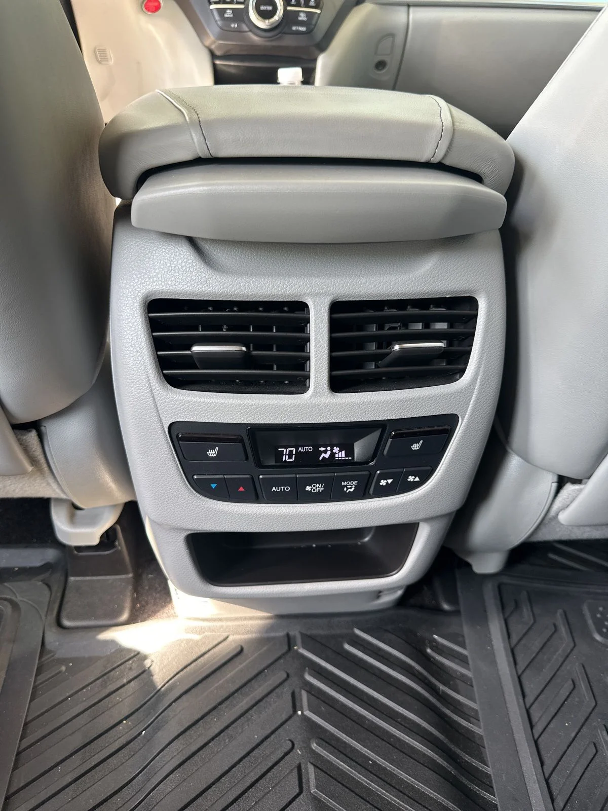Used 2017 Gray Acura 3.5L image 26