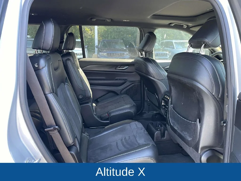 Used 2024 Silver Jeep Altitude X image 15