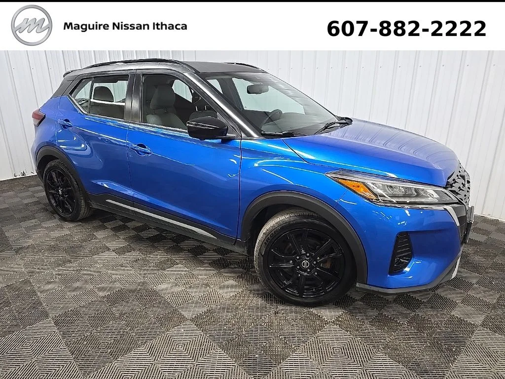 Used 2021 Blue Nissan SR image 8