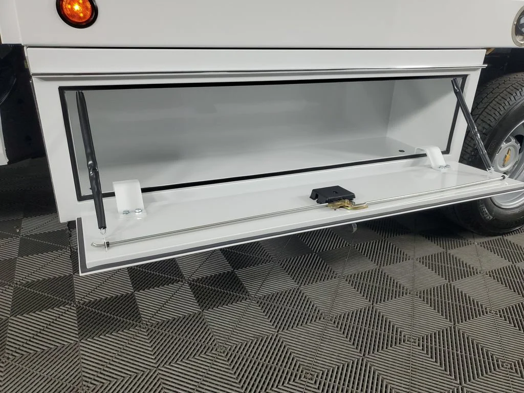 New 2026 Summit White Chevrolet Work Truck image 13