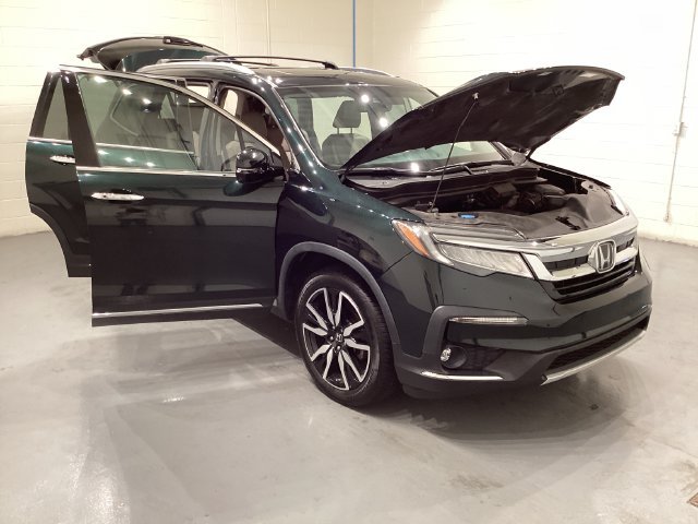 Used 2021  Honda Touring image 8
