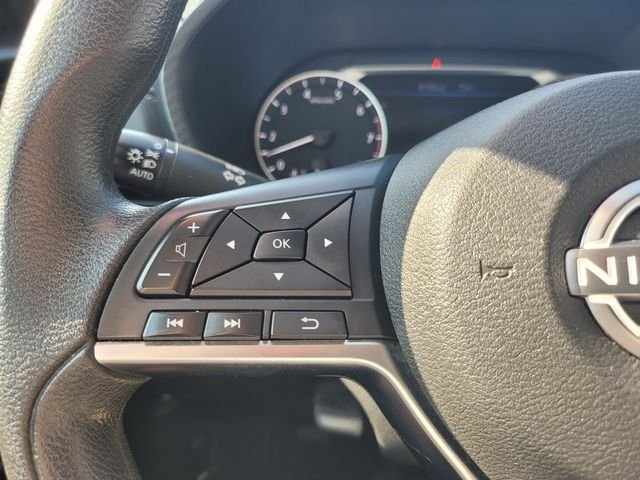 Used 2024 Gray Nissan SV image 28
