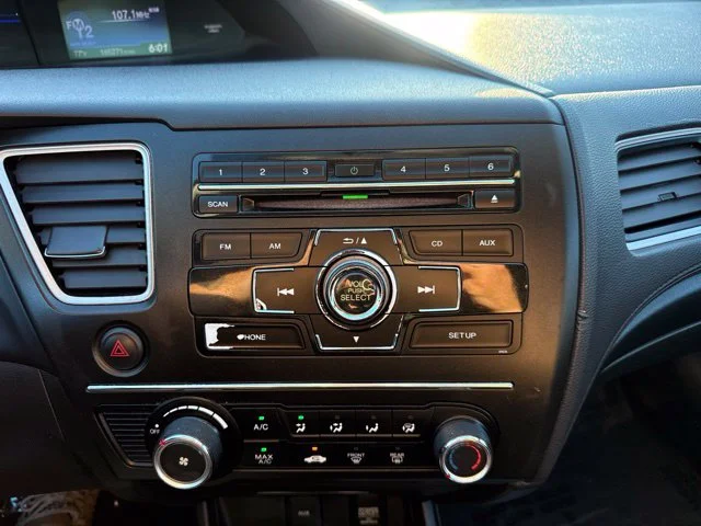 Used 2014 Black Honda LX image 16