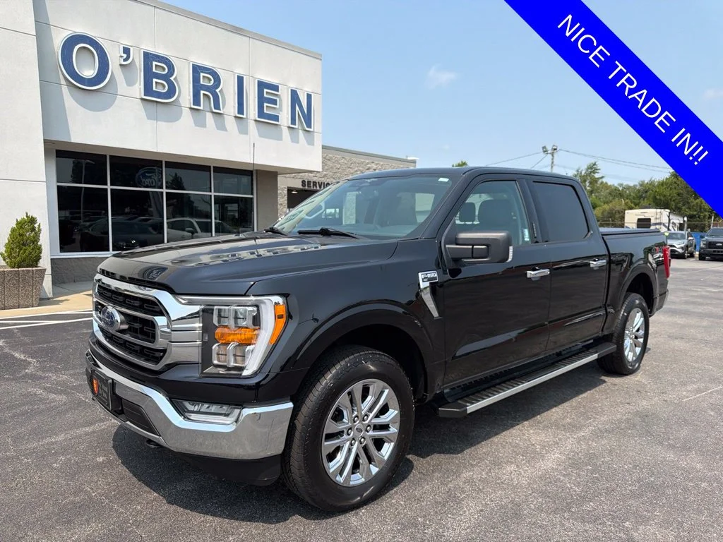 Used 2023 Agate Black Metallic Ford XLT image 1