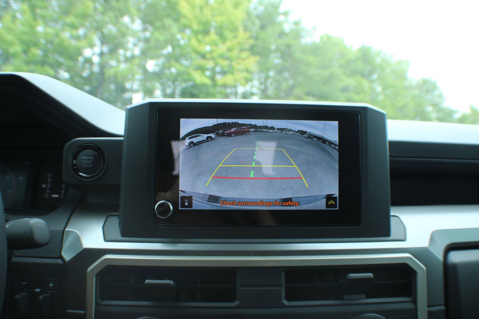 2024 Toyota Tacoma SR5 - Photo 10