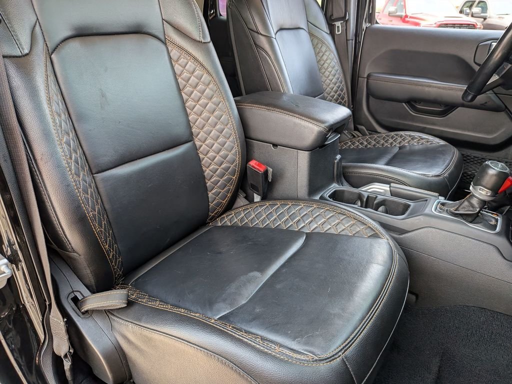 Used 2021 Black Jeep Overland image 30