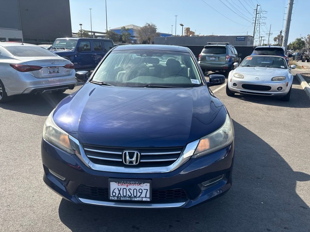Used 2013  Honda EX-L image 3