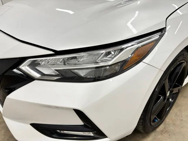Used 2023 White Nissan SR image 12
