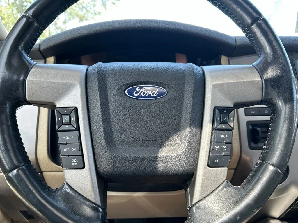 Certified Used 2017 Ingot Silver Ford Limited image 22