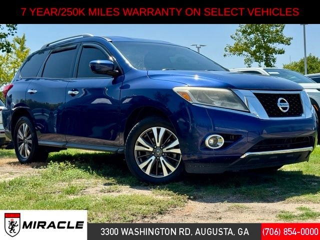 2017 Nissan Pathfinder SV