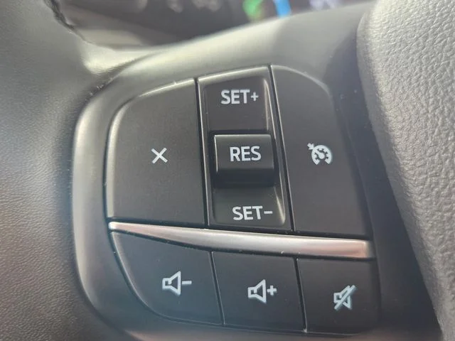 Used 2023 Black Ford Lariat image 26