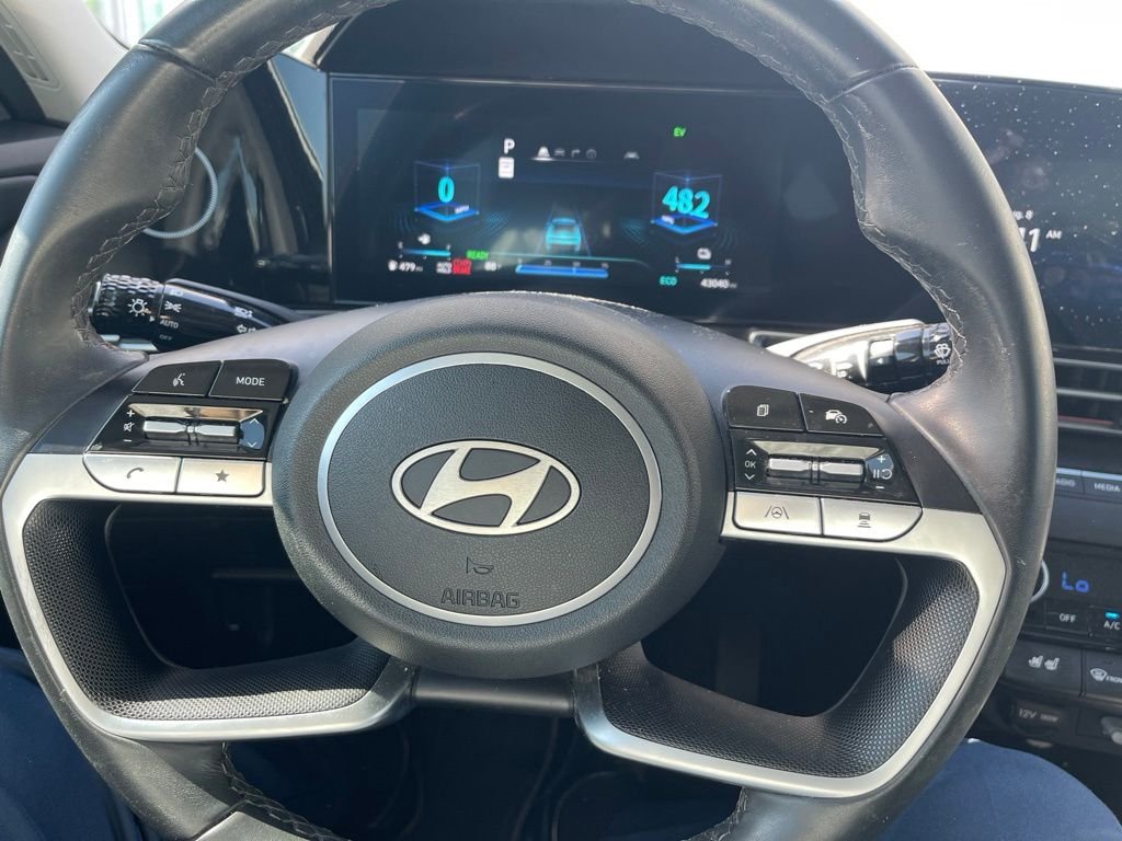 Used 2024 Black Hyundai Limited image 13