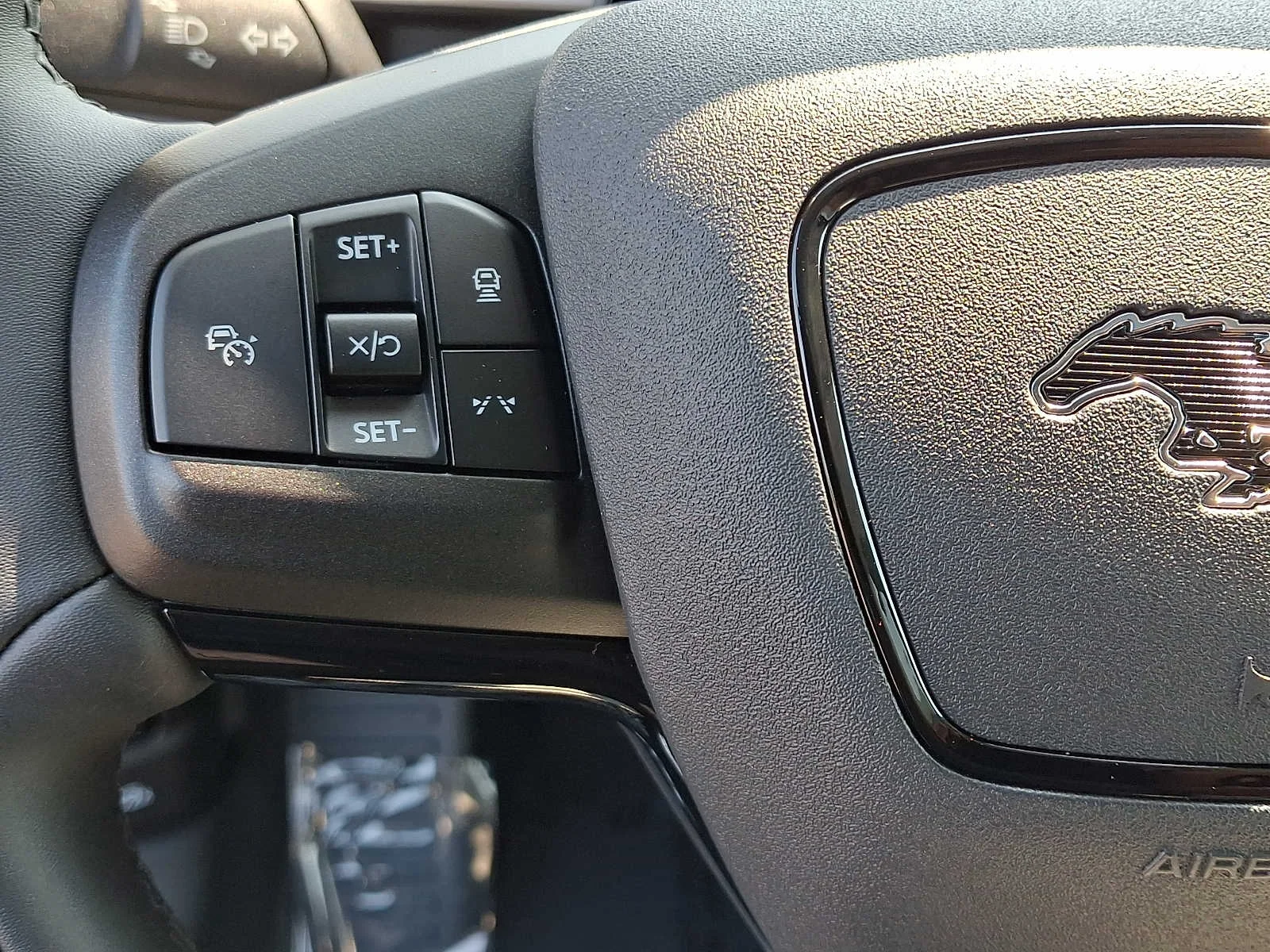 Used 2023 Vapor Blue Ford Premium image 21
