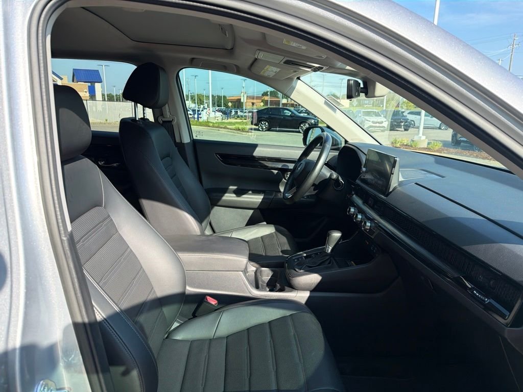 Used 2025 Silver Honda EX-L image 25