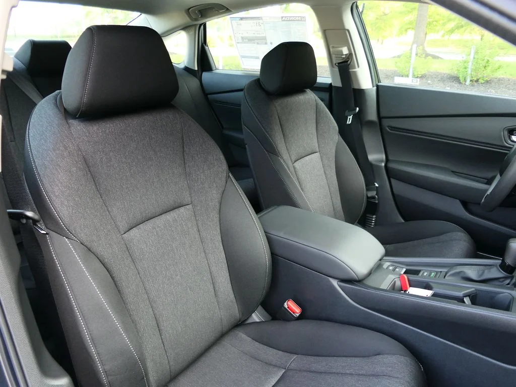 New 2026 Meteorite Gray Metallic Honda SE image 35