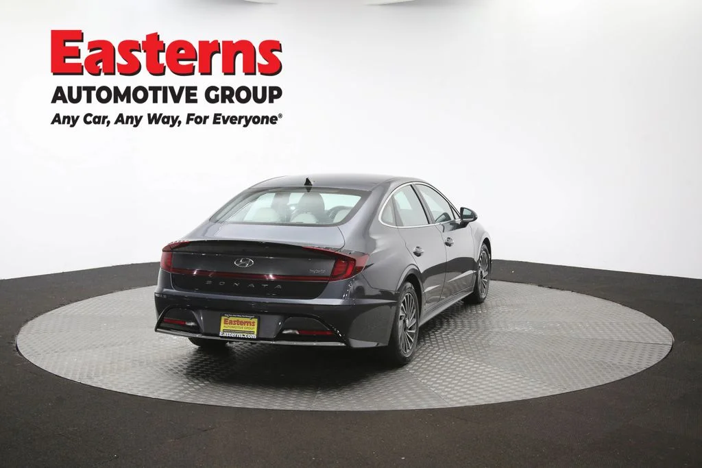 Used 2023 Gray Hyundai SEL image 41