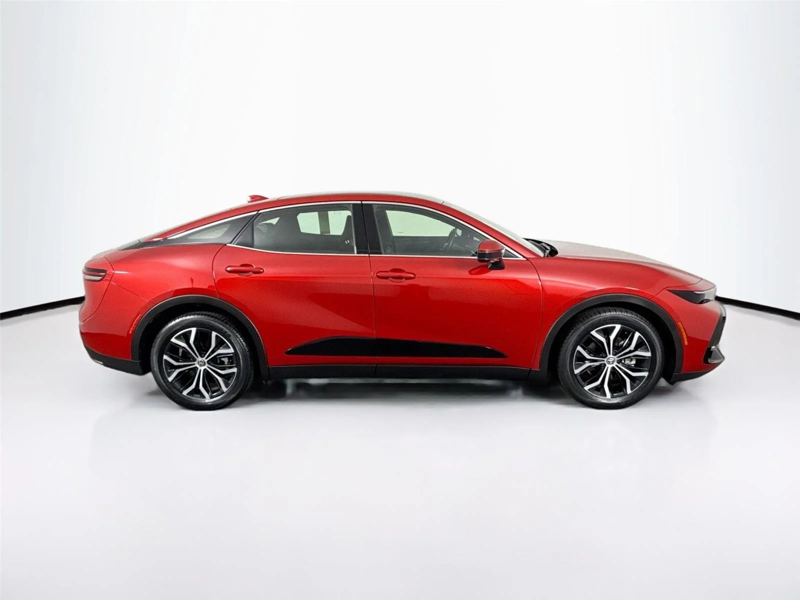 2023 Toyota Crown Limited - Photo 11