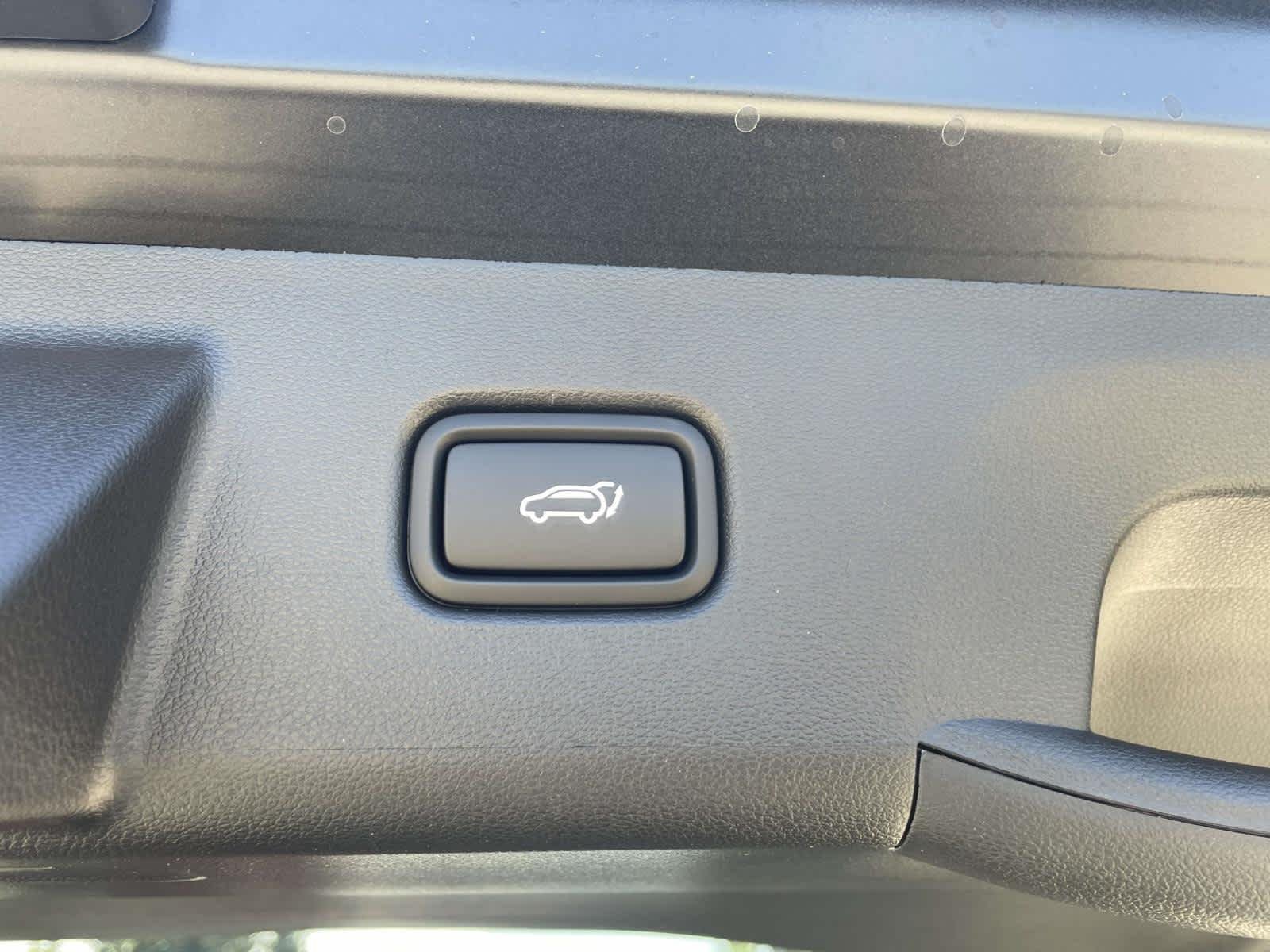 New 2026 Phantom Black Hyundai Limited image 19