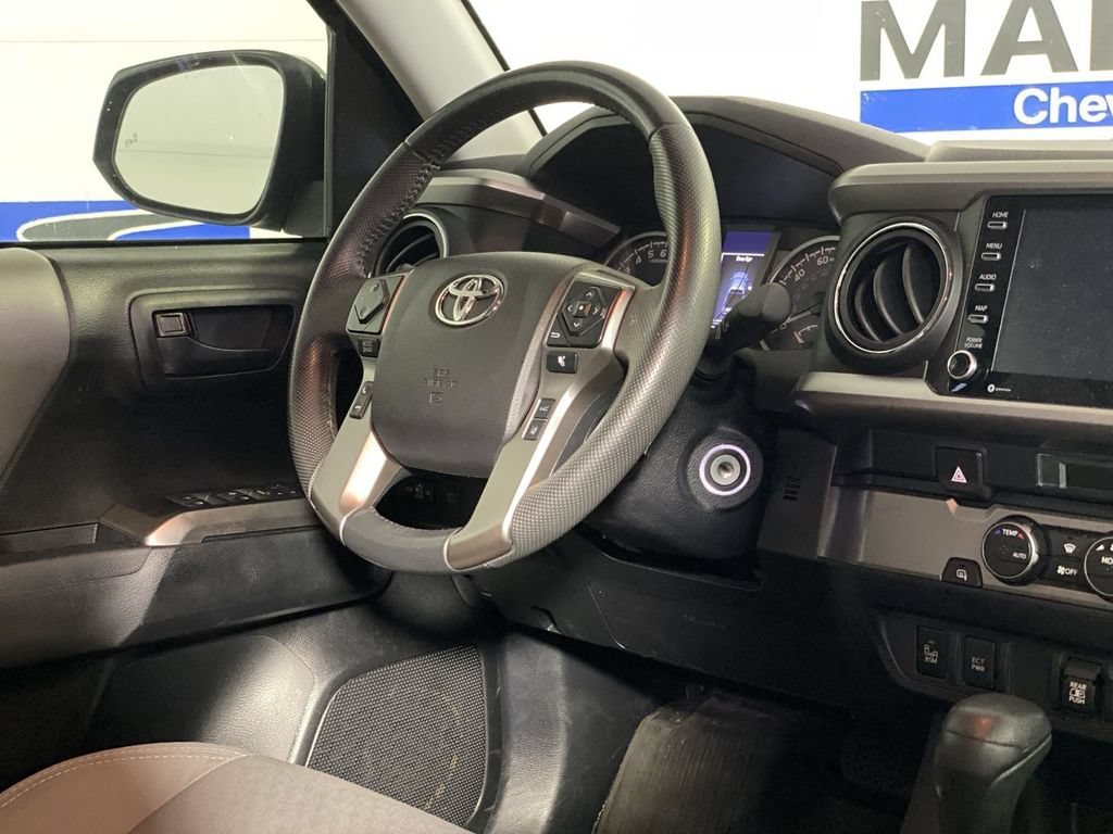 Used 2022 Gray Toyota SR5 V6 image 10