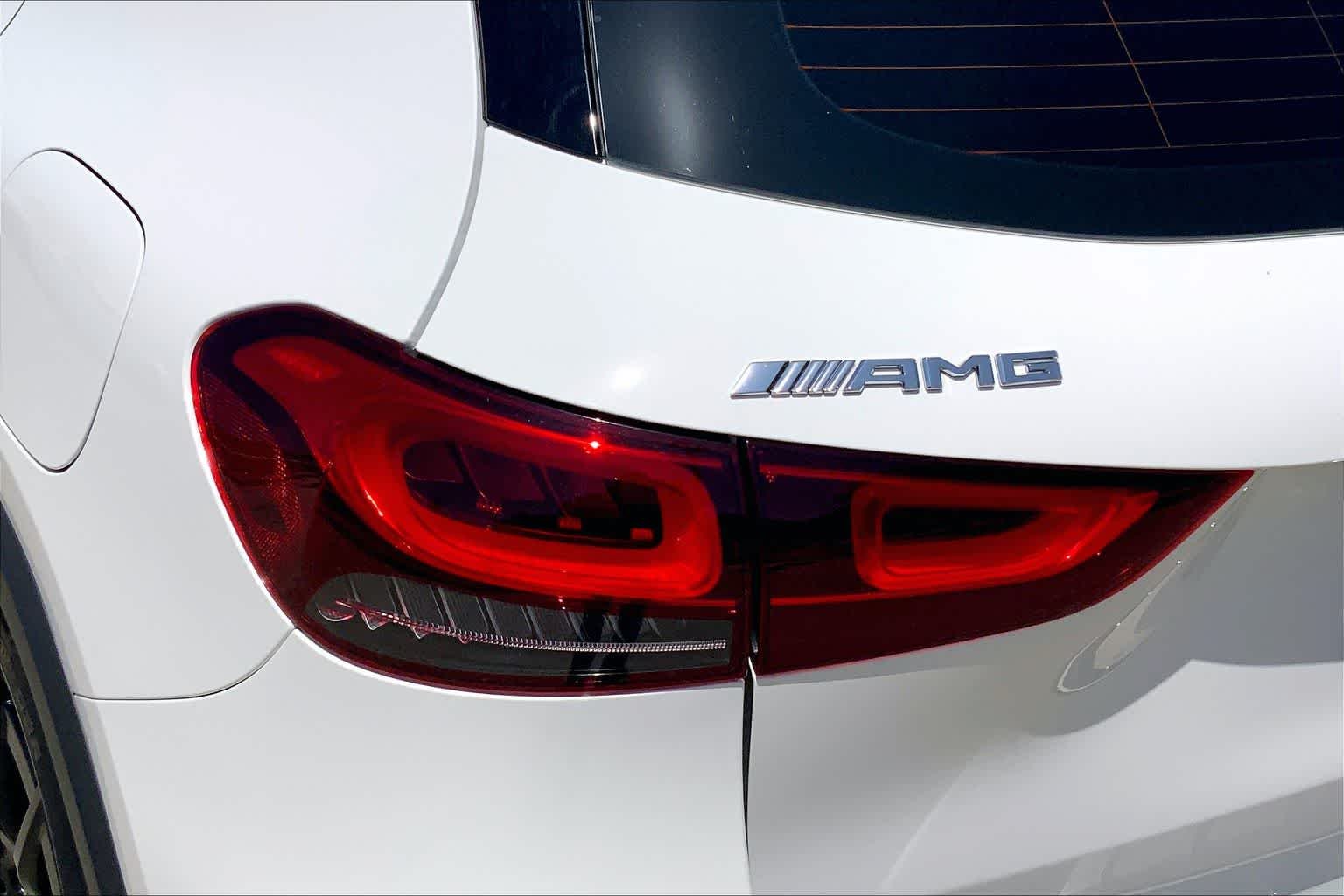 Used 2022 Polar White Mercedes-Benz AMG® GLA 45 image 27