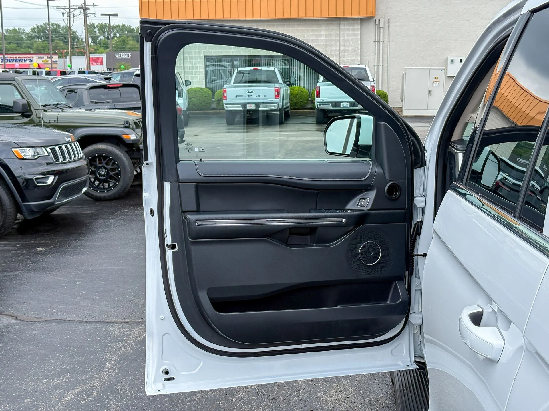 Used 2024 White Ford XLT image 21